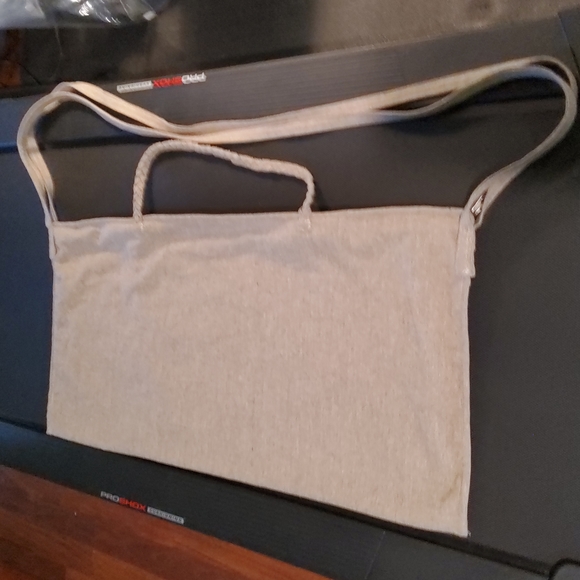 Hitch Hikers Flimsy Jute Bag - Picture 5 of 10